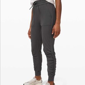 LULULEMON Beyond The Studio Jogger | NWT